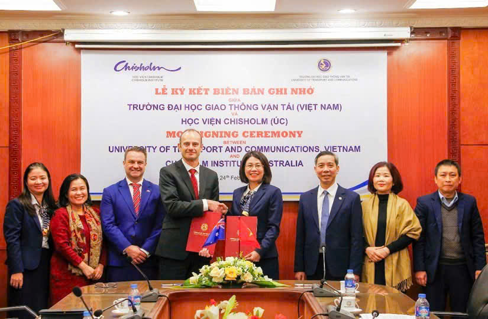 Mô hình hợp tác đào tạo chuẩn quốc tế giữa Trường Đại học Giao thông vận tải và Học viện Chisholm 