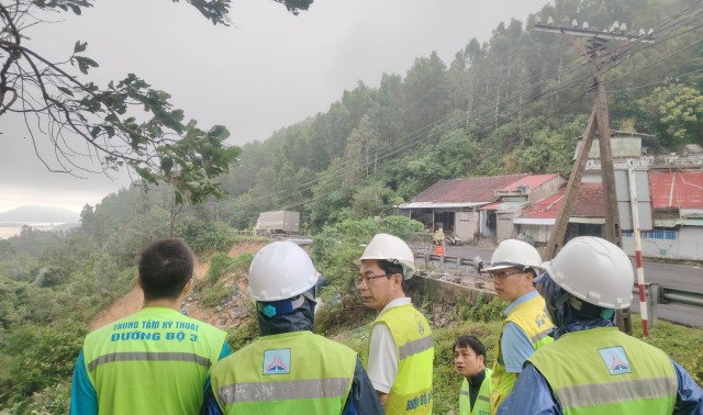 Chủ động ứng phó mưa lớn, sạt lở, đảm bảo giao thông tại miền Trung và Tây Nguyên