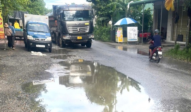 Yêu cầu nhà thầu khắc phục hư hỏng, bảo đảm an toàn trên Quốc lộ 24B