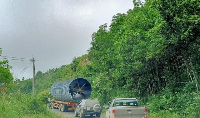Thi công mở rộng Quốc lộ 14D: TP Đà Nẵng và tỉnh Sê Kông tìm phương án phân luồng giao thông, giữ dòng xe hàng