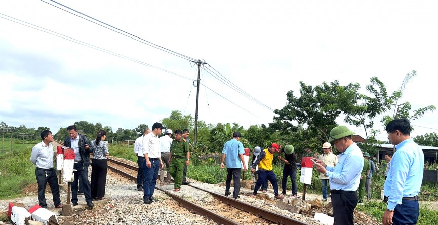 Đà Nẵng đóng lối đi tự mở qua đường sắt sau vụ tai nạn chết người