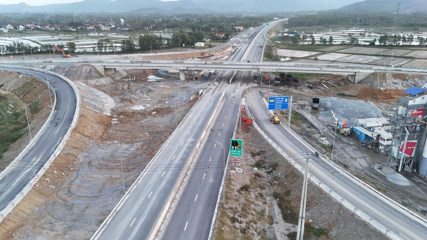 Hạ tầng giao thông tạo nền tảng phát triển