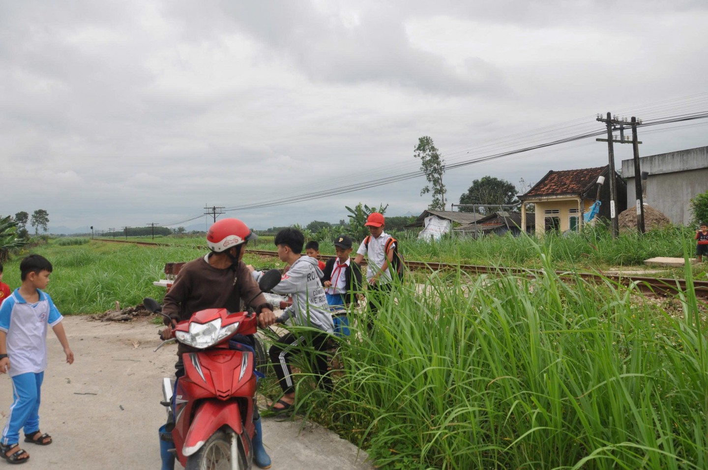 Quảng Ngãi xử lý nghiêm vi phạm trật tự an toàn giao thông đường sắt
