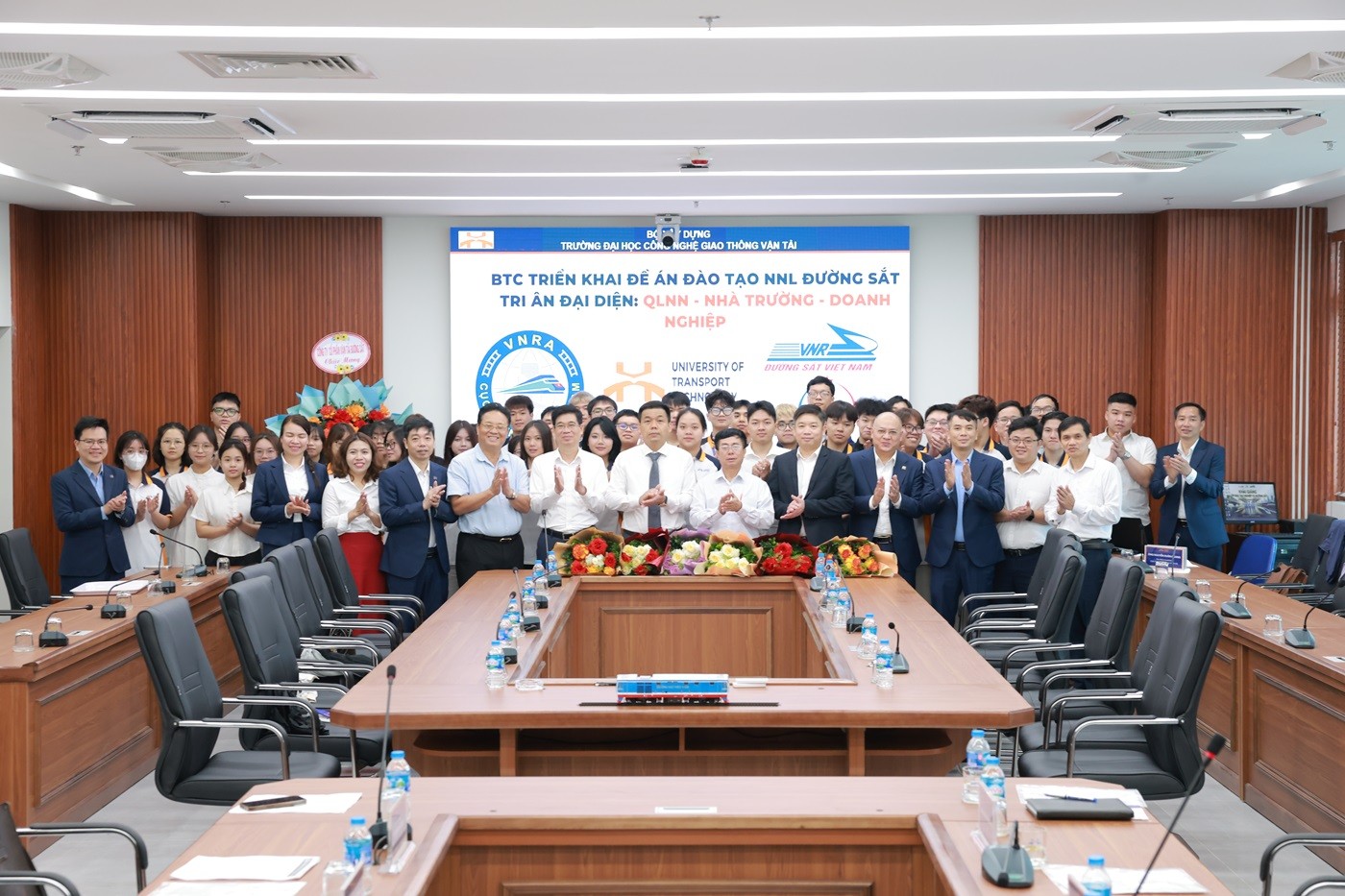 Khai giảng lớp đào tạo nghiệp vụ đường sắt