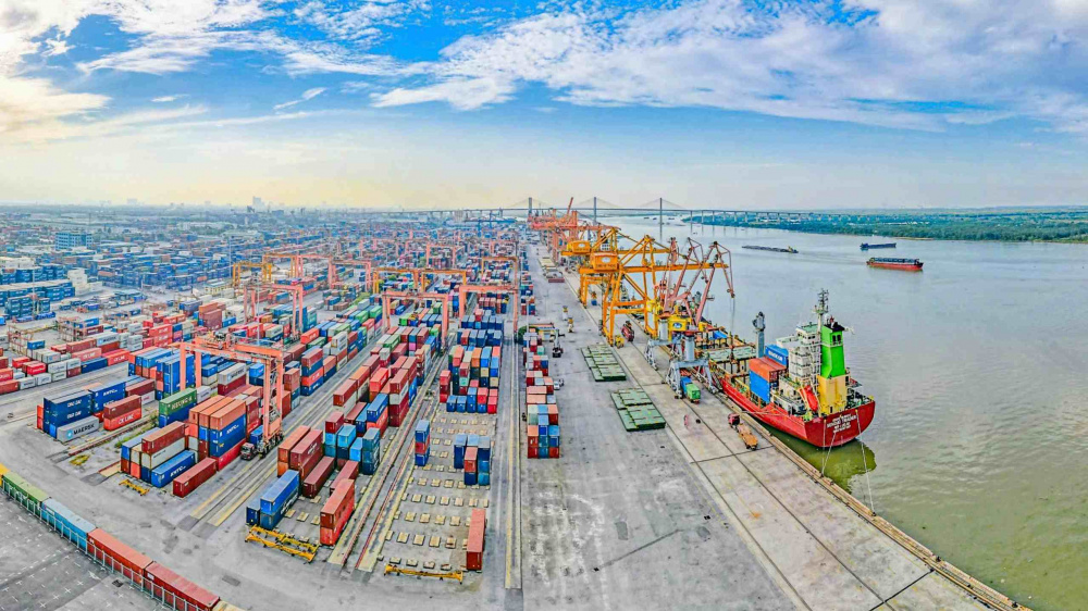 Nhiều yêu cầu mới đối với trang thiết bị dùng để nhận, trả hoa tiêu trên tàu biển 