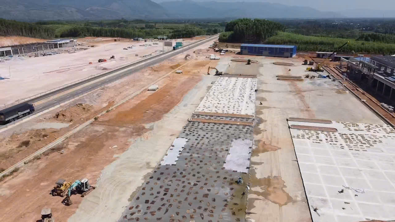 Tăng tốc thi công trạm dừng nghỉ cao tốc Quảng Ngãi - Hoài Nhơn, sẵn sàng khai thác tạm trước ngày 30/6