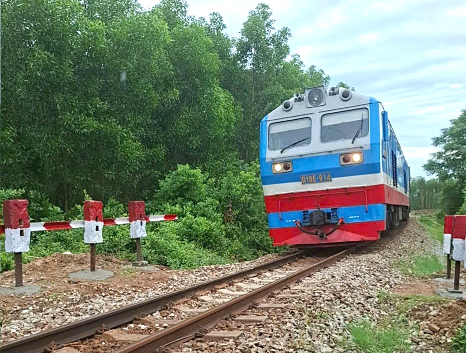 Đóng, xoá 2 lối đi tự mở qua đường sắt Bắc – Nam tại địa bàn TP Đà Nẵng