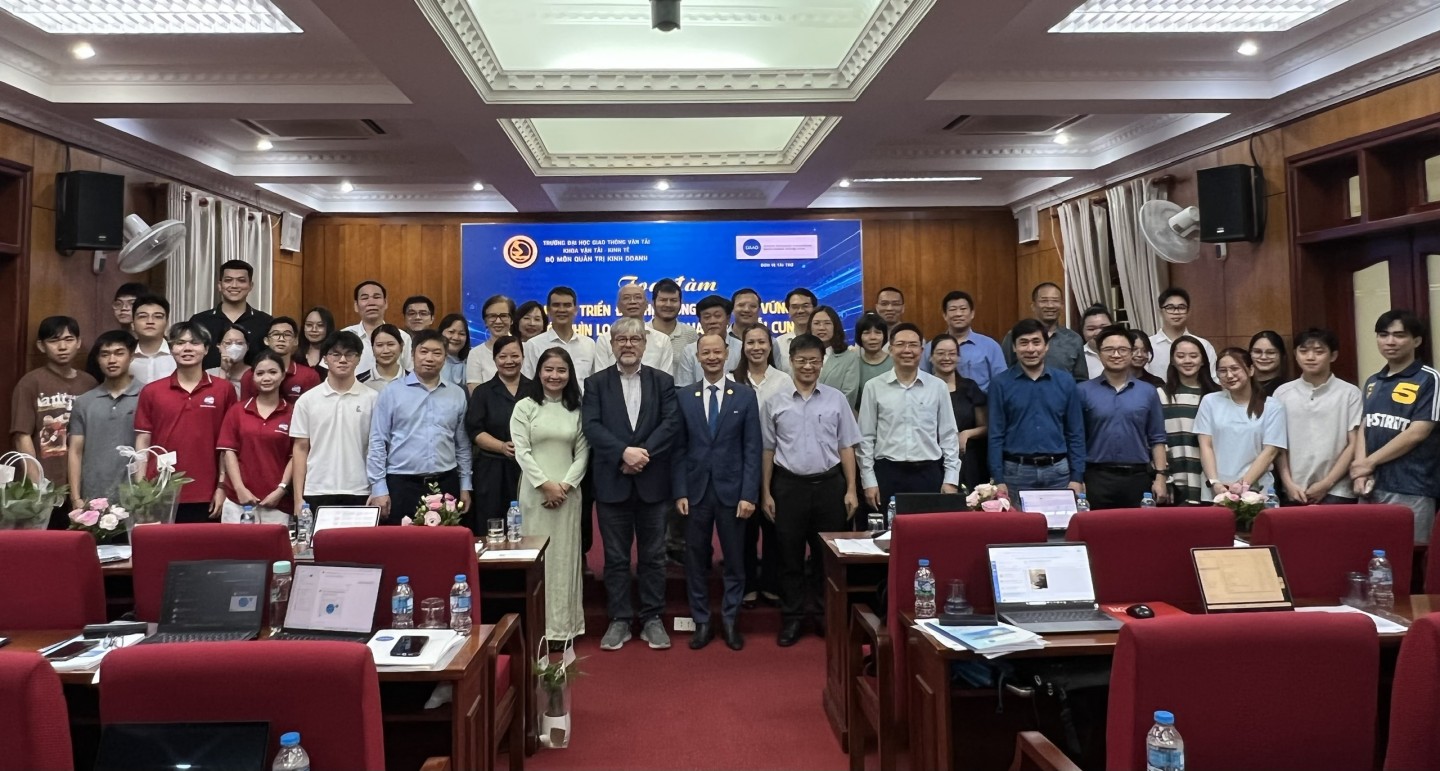Đô thị thông minh bền vững dưới góc nhìn logistics và quản lý chuỗi cung ứng