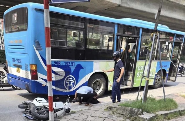 Hà Nội: Siết chặt an toàn xe buýt