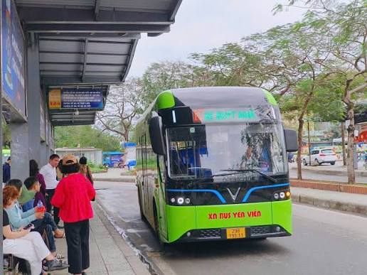 Người làm việc ở khu công nghệ cao Hà Nội sắp được miễn vé tháng xe buýt